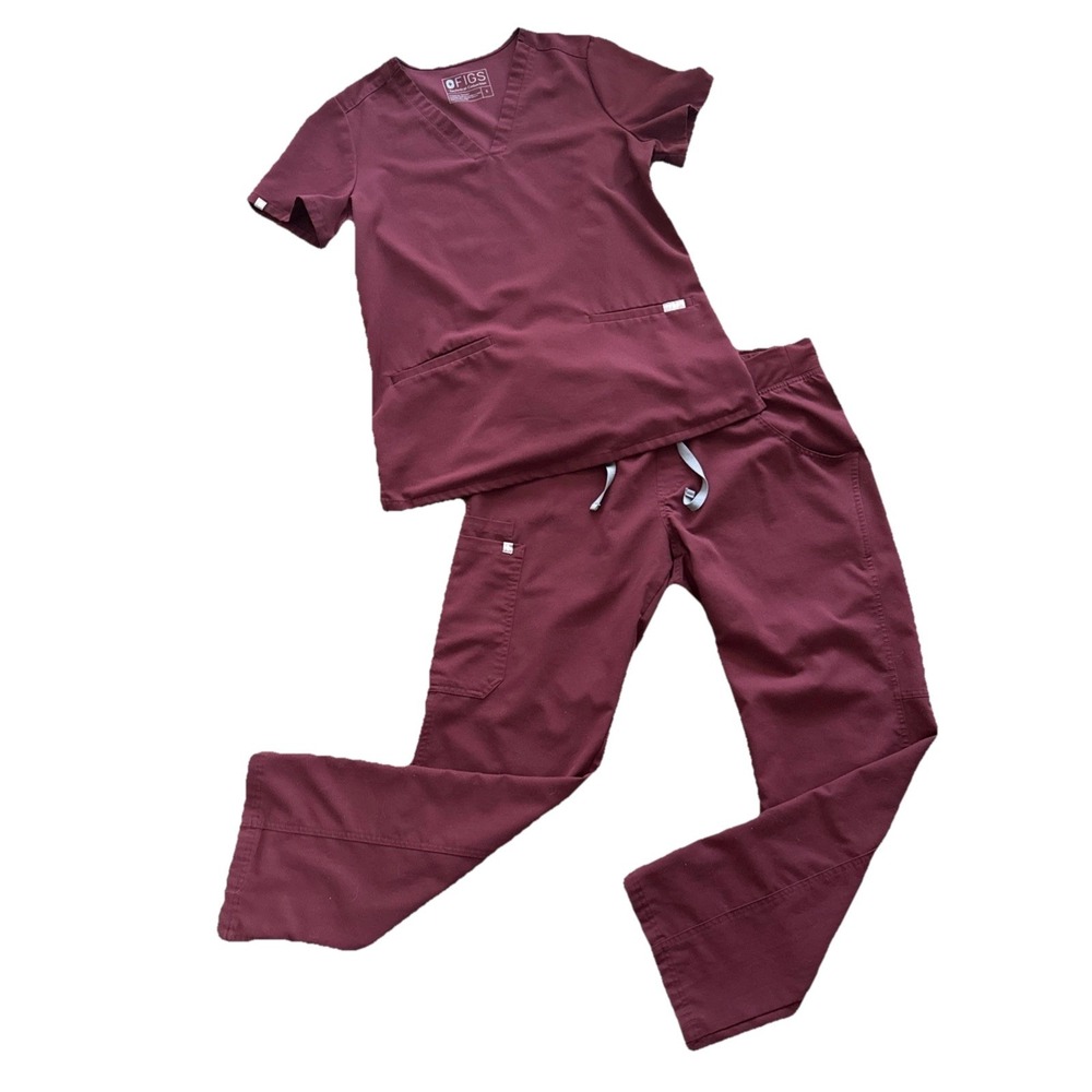 FIGS Casma Kade Cargo Scrub Set Women S Top M Petite Pants Burgundy Maroon